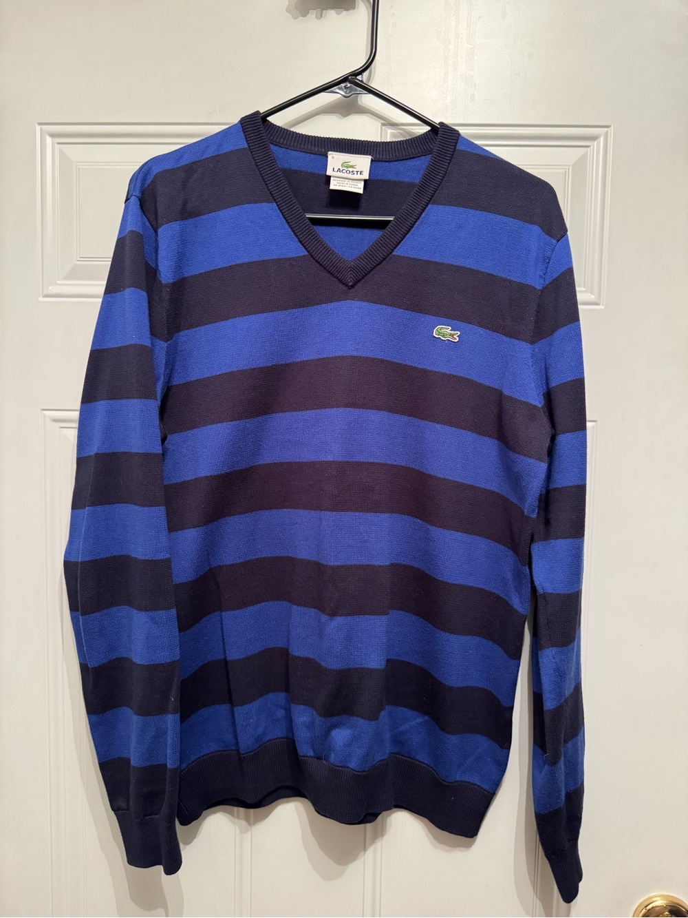 Lacoste Sweater Mens Size 5 (LG ) Knit V-neck Pullover Logo Blue Stripes